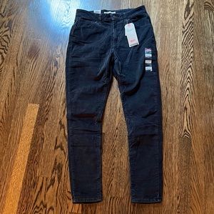LEVI’S 721 Gray Corduroy High Rise Skinny Jeans. NWT. Size 10 M W 30 L 30